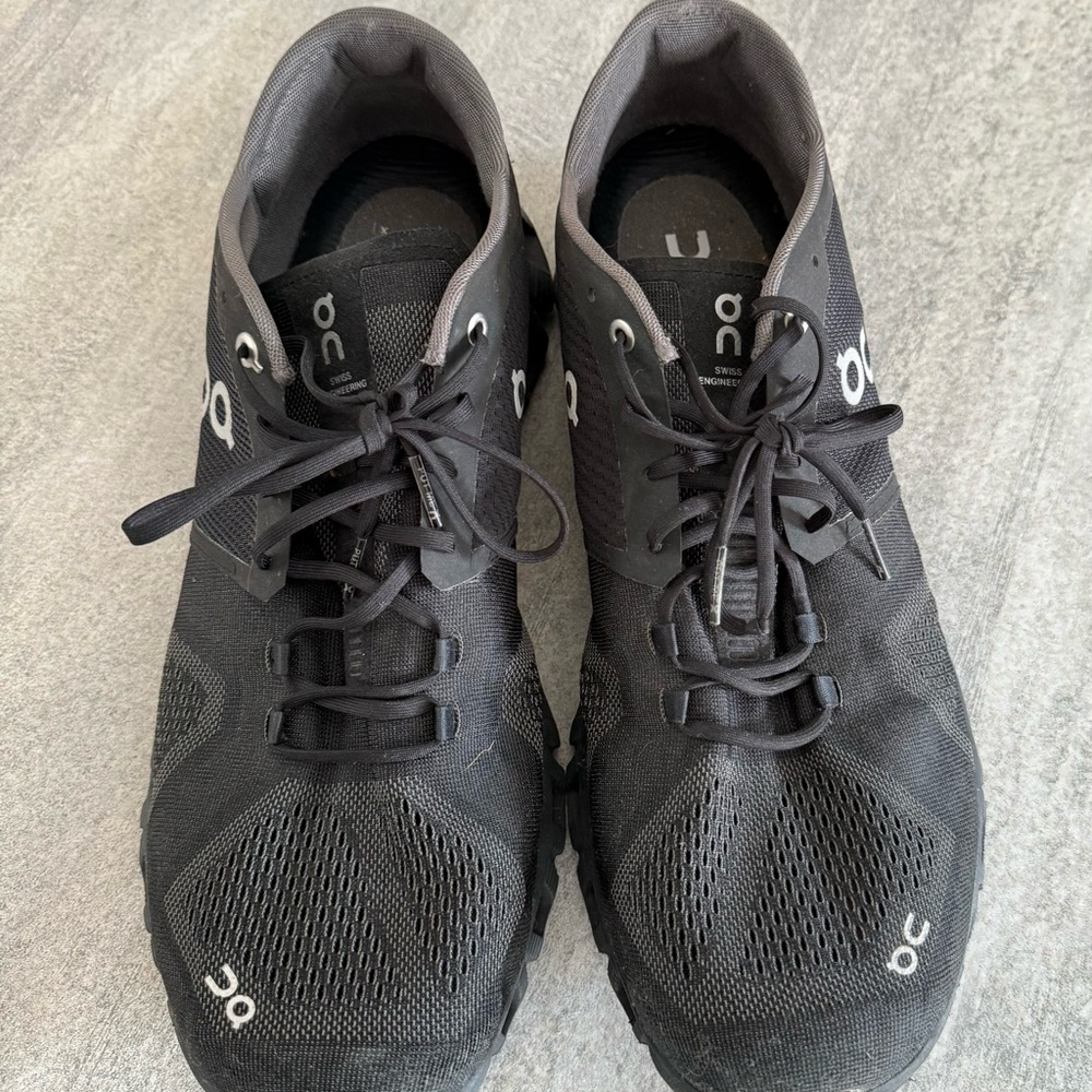 On Running Swiss Engineered Shoes Size 13
